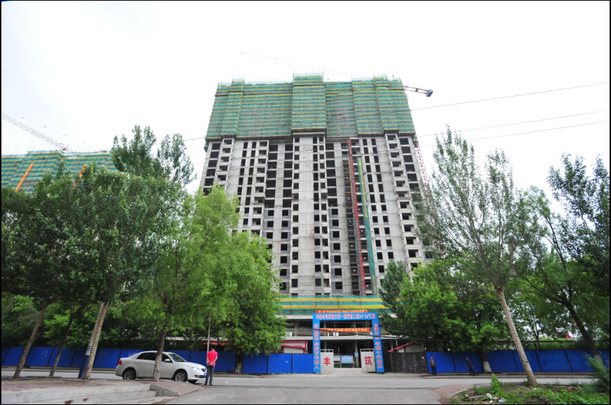 6.施工中學府上苑工程.JPG